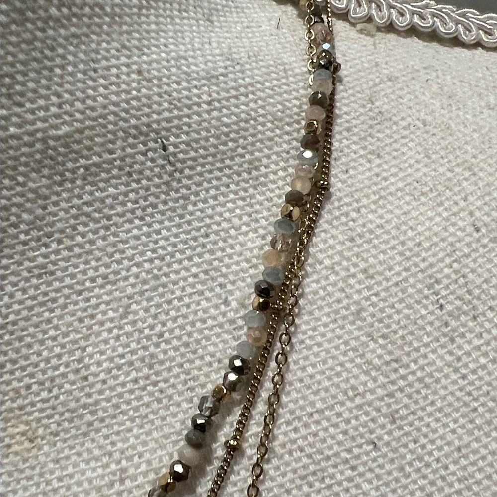 Adjustable 3 chain necklace - Picture 3 of 6